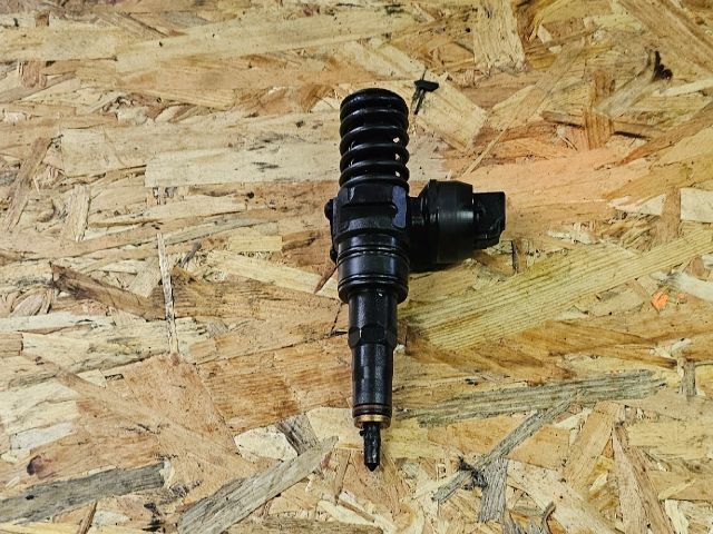 bontott VW PASSAT B5 Vákum nélküli Porlasztó