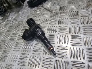 bontott VW PASSAT B5 Vákum nélküli Porlasztó