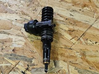 bontott VW PASSAT B5 Vákum nélküli Porlasztó