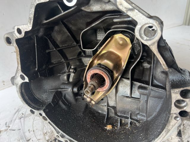 bontott VW PASSAT B5 Váltó (Mechanikus)