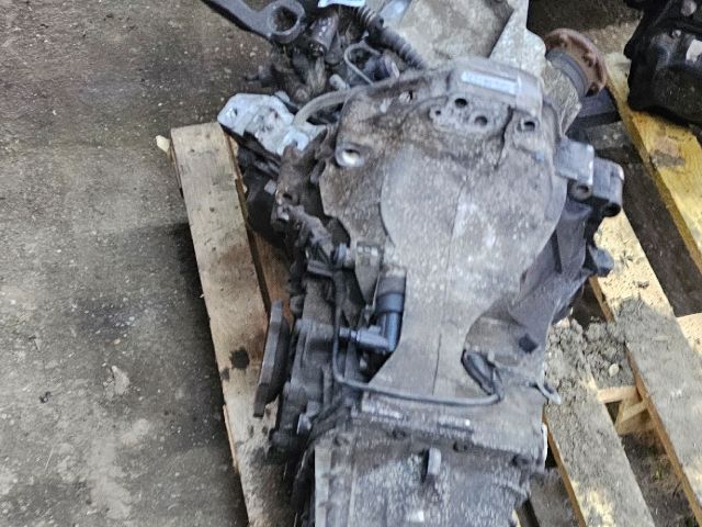 bontott VW PASSAT B5 Váltó (Mechanikus)