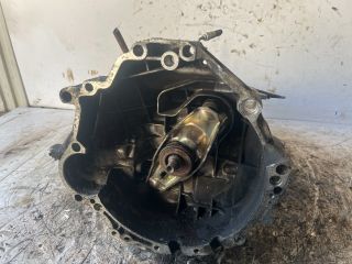 bontott VW PASSAT B5 Váltó (Mechanikus)