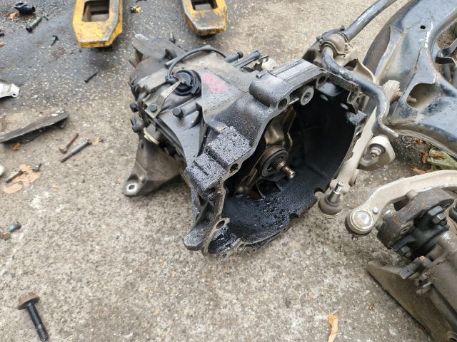 bontott VW PASSAT B5 Váltó (Mechanikus)
