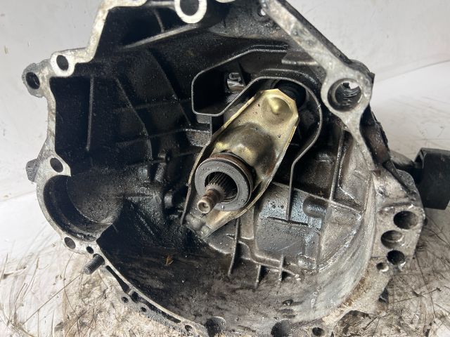 bontott VW PASSAT B5 Váltó (Mechanikus)