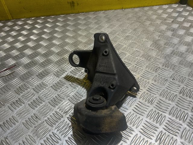 bontott VW PASSAT B5 Váltó Tartó Bak (Pozíciófüggetlen)