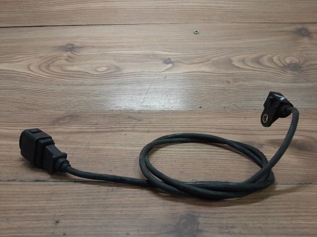 bontott VW PASSAT B5 Vezérműtengely Fordulatszám Jeladó