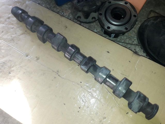 bontott VW PASSAT B5 Vezérműtengely (Magában)