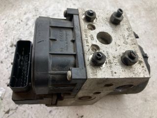 bontott VW PASSAT B5 ABS Kocka