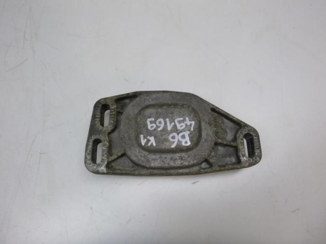 bontott VW PASSAT B5 Billenésgátló Bak