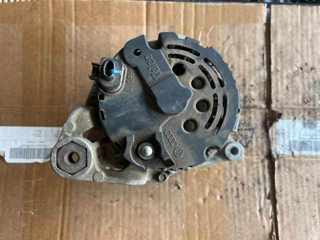bontott VW PASSAT B5 Generátor