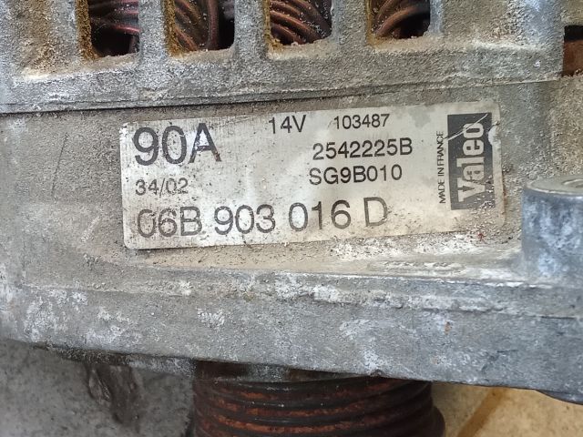 bontott VW PASSAT B5 Generátor