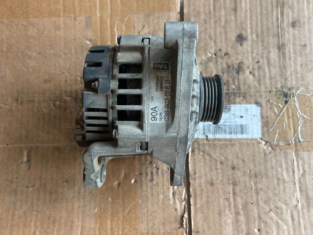 bontott VW PASSAT B5 Generátor