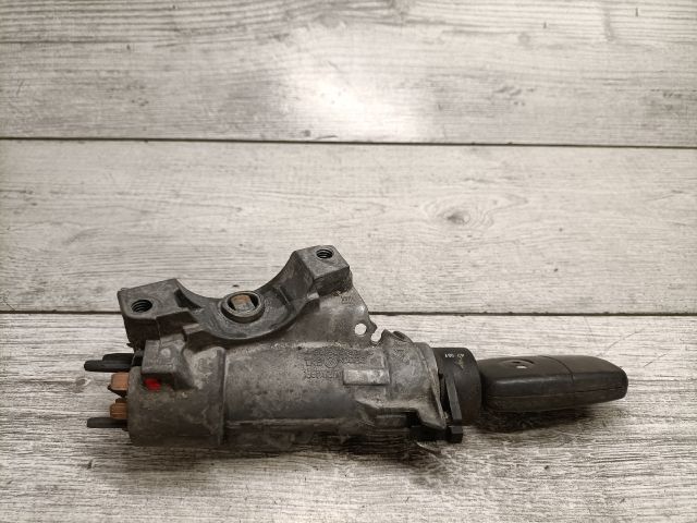 bontott VW PASSAT B5 Gyújtáskapcsoló