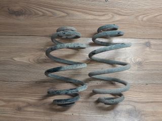 bontott VW PASSAT B5 Hátsó Rugó Pár