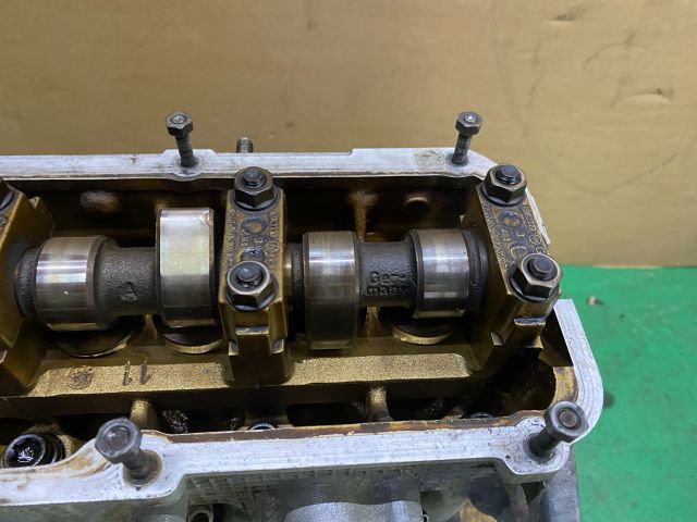 bontott VW PASSAT B5 Motor (Fűzött blokk hengerfejjel)