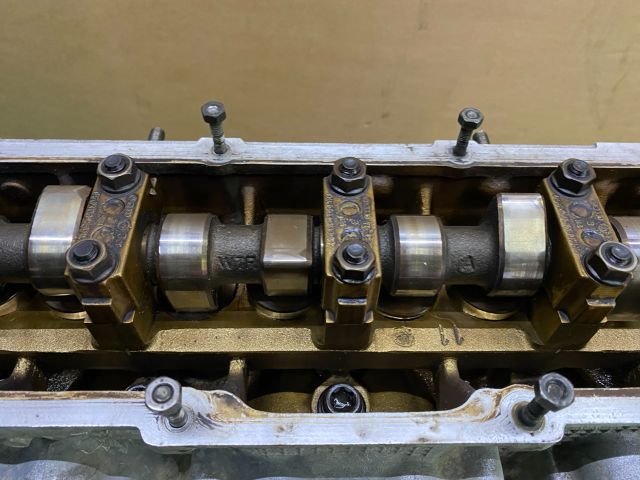 bontott VW PASSAT B5 Motor (Fűzött blokk hengerfejjel)