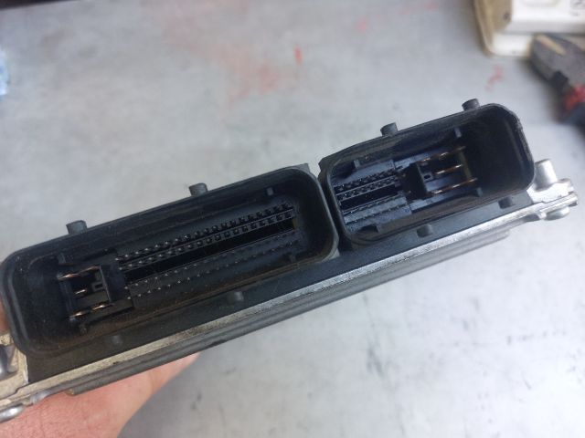 bontott VW PASSAT B5 Motorvezérlő