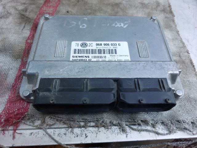 bontott VW PASSAT B5 Motorvezérlő