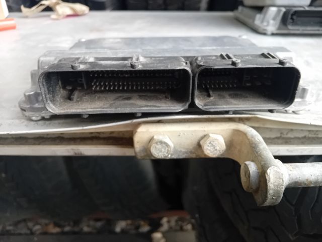 bontott VW PASSAT B5 Motorvezérlő