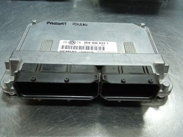 bontott VW PASSAT B5 Motorvezérlő