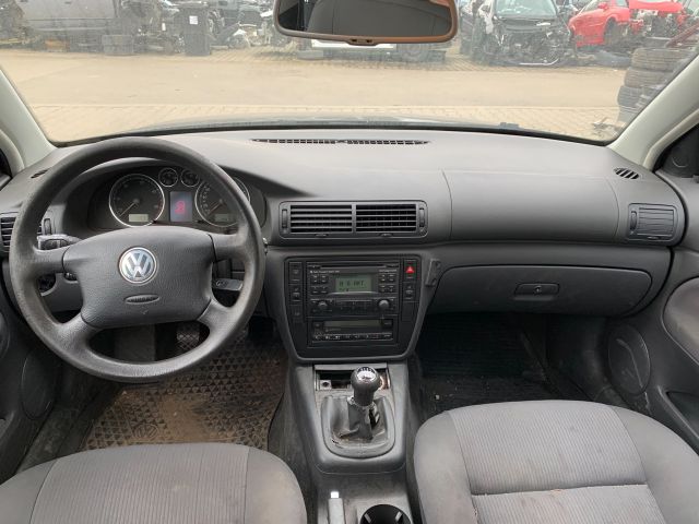 bontott VW PASSAT B5 Bal hátsó Rugó