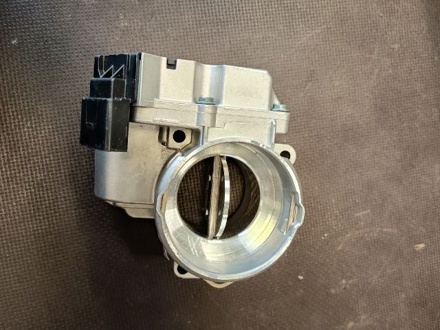 bontott VW PASSAT B5 Fojtószelep (Elektromos)