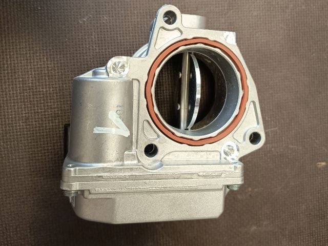 bontott VW PASSAT B5 Fojtószelep (Elektromos)