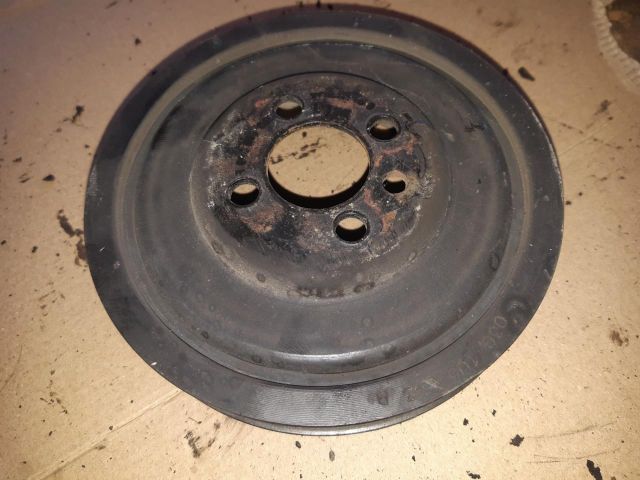 bontott VW PASSAT B5 Főtengely Szíjtárcsa