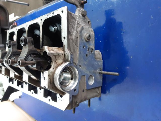 bontott VW PASSAT B5 Hengerfej