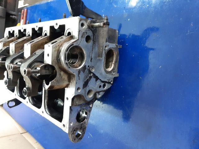 bontott VW PASSAT B5 Hengerfej