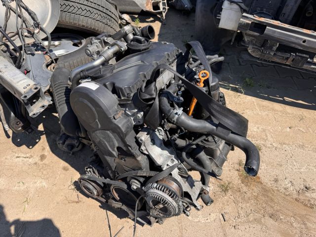 bontott VW PASSAT B5 Komplett Motor (Segédberendezésekkel)