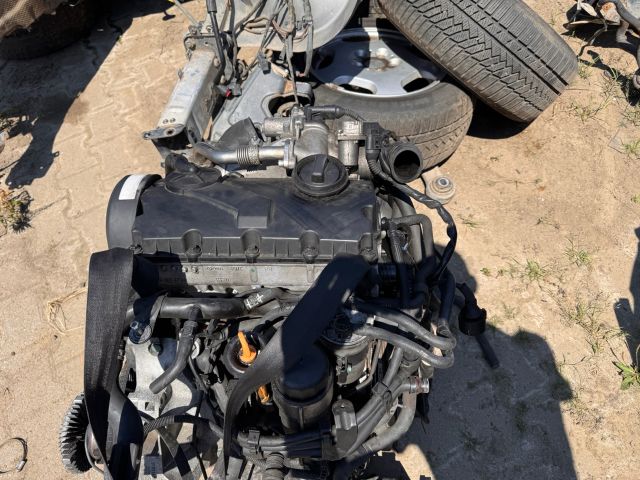 bontott VW PASSAT B5 Komplett Motor (Segédberendezésekkel)