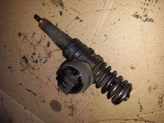 bontott VW PASSAT B5 Porlasztó (1 db)