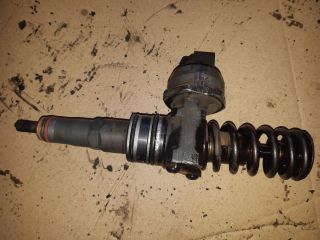 bontott VW PASSAT B5 Porlasztó (1 db)