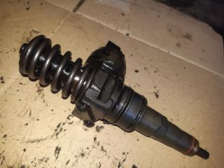 bontott VW PASSAT B5 Porlasztó (1 db)