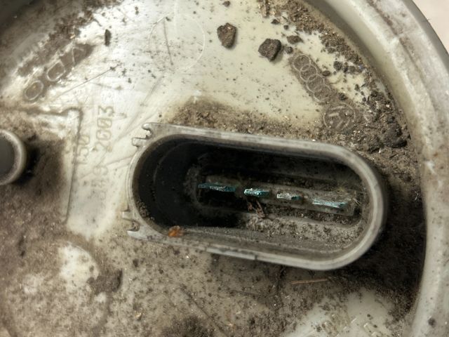 bontott VW PASSAT B5 Üzemanyag Szivattyú