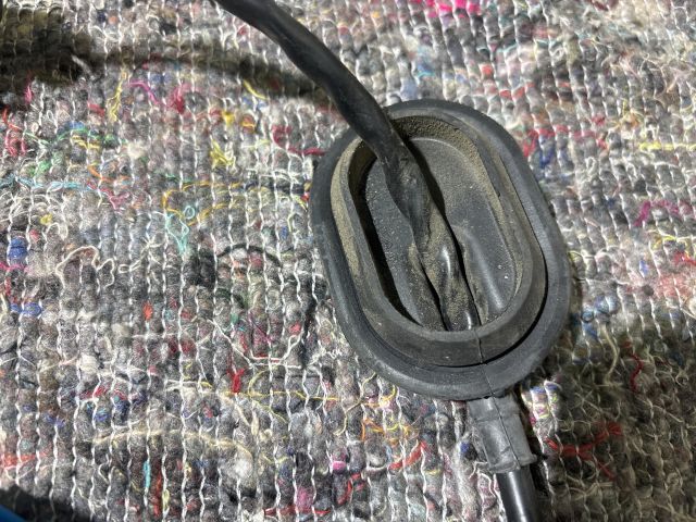 bontott VW PASSAT B5 Üzemanyag Szivattyú Relé