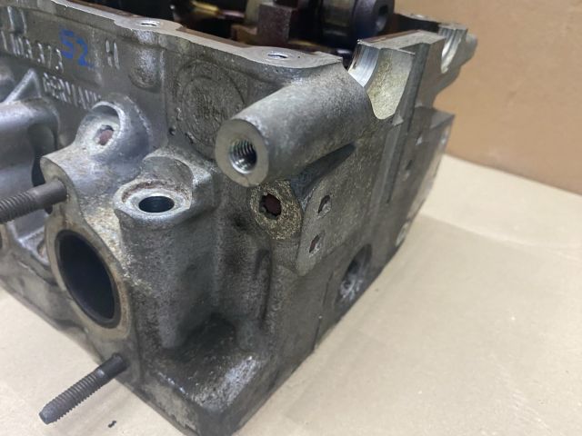 bontott VW PASSAT B5 Hengerfej