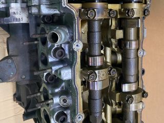 bontott VW PASSAT B5 Motor (Fűzött blokk hengerfejjel)