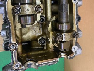 bontott VW PASSAT B5 Motor (Fűzött blokk hengerfejjel)