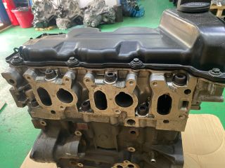 bontott VW PASSAT B5 Motor (Fűzött blokk hengerfejjel)