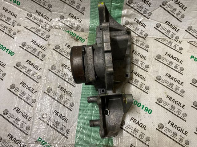 bontott VW PASSAT B5 Motor Tartó Bak (Pozíciófüggetlen)