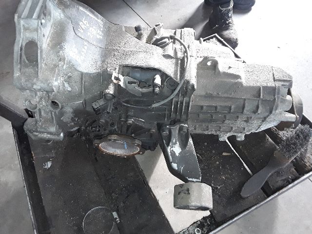 bontott VW PASSAT B5 Váltó (Mechanikus)