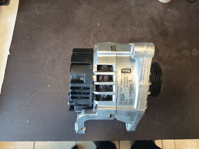bontott VW PASSAT B5 Generátor