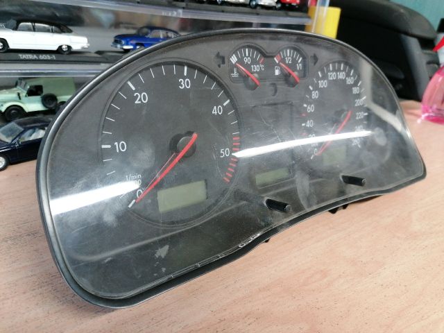 bontott VW PASSAT B5 Kilométeróra