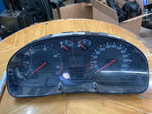 bontott VW PASSAT B5 Kilométeróra