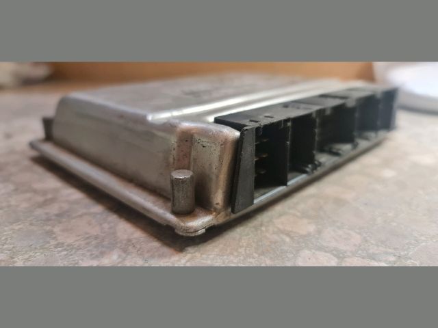 bontott VW PASSAT B5 Motorvezérlő