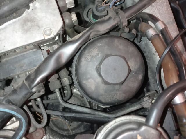 bontott VW PASSAT B5 Olajszűrő Ház