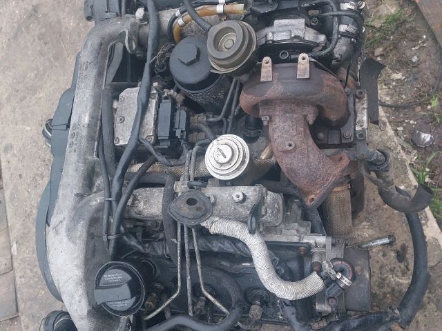 bontott VW PASSAT B5 Komplett Motor (Segédberendezésekkel)