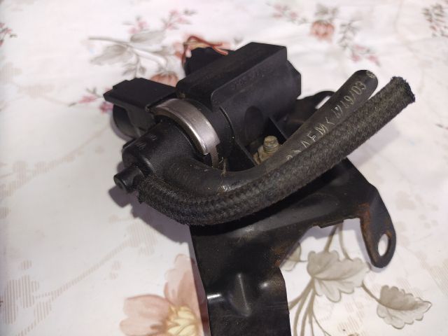 bontott VW PASSAT B5 Turbó Vákum Szelep